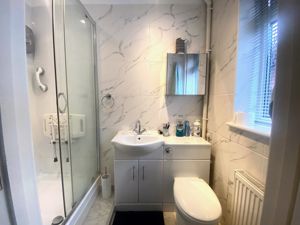 En-Suite- click for photo gallery
